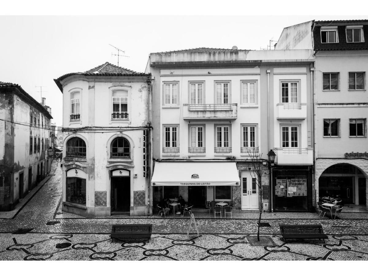 Downtown Shelter - Casa Da Praca Appartement Aveiro Buitenkant foto